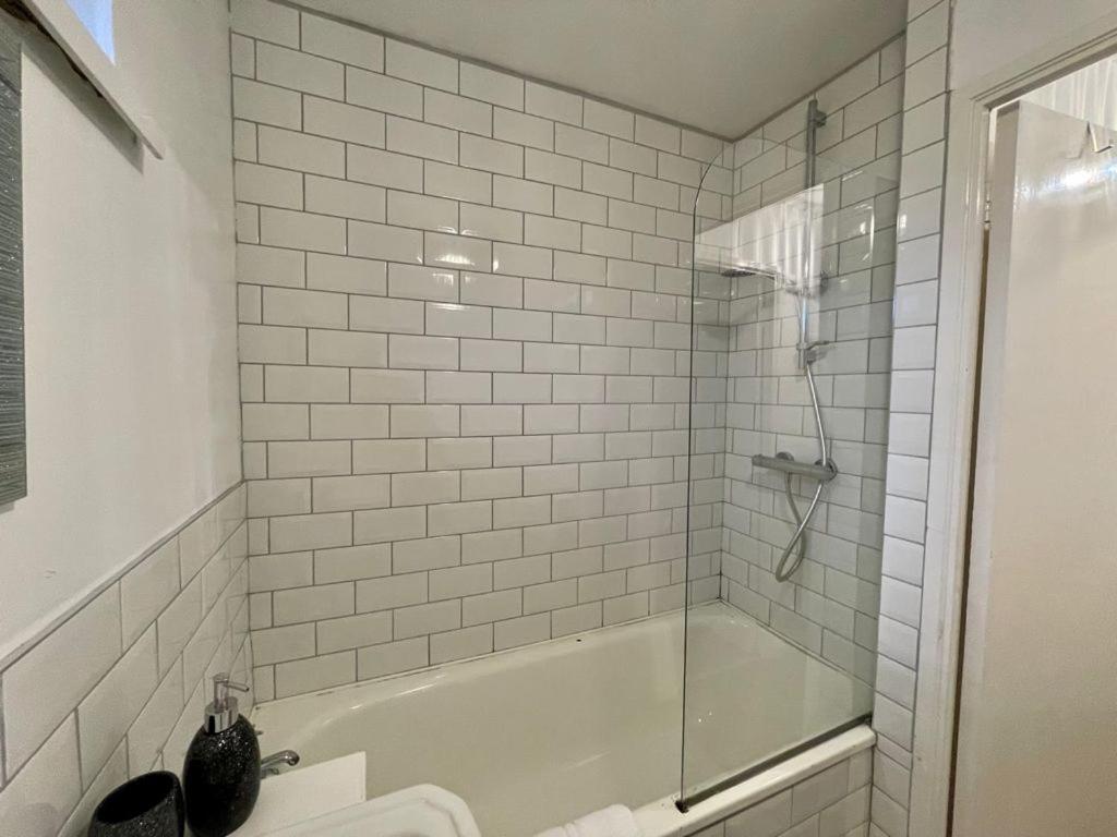Bishop'S Gate Apartment Londonderry Ngoại thất bức ảnh